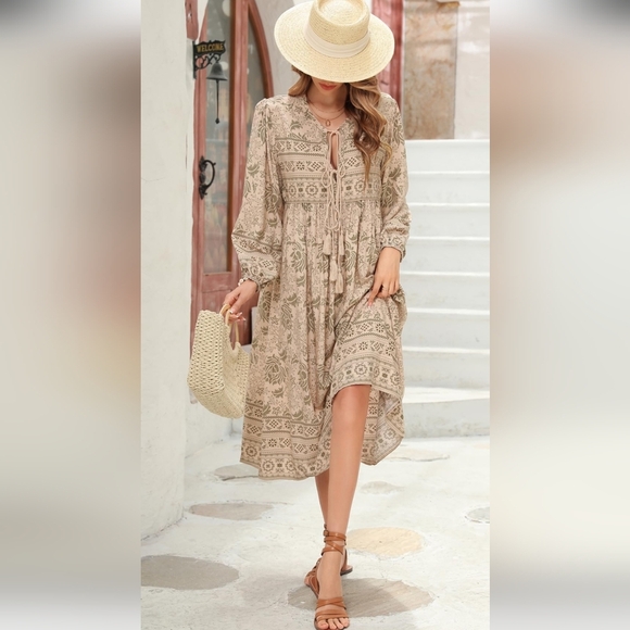 Chic Beige Patterned Long Sleeve Dress - Picture 7 of 13